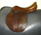 Consignment Cheska Close Contact Saddle 17