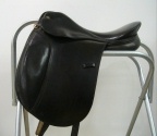 Consignment Crosby Dressage Saddle 17/Wide