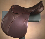 Courbette Optima Saddle