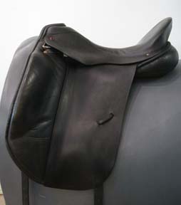 Albion Dressage SLK 18"/XW Saddle