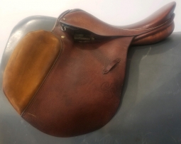 Stubben Siegfried 17.5"/W Jump Saddle